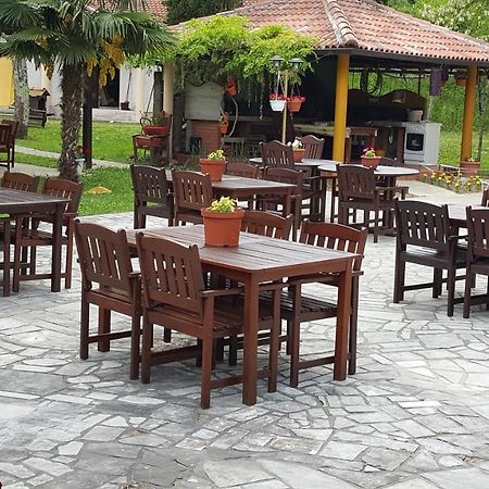 Отель Bungalo Бузет Экстерьер фото
